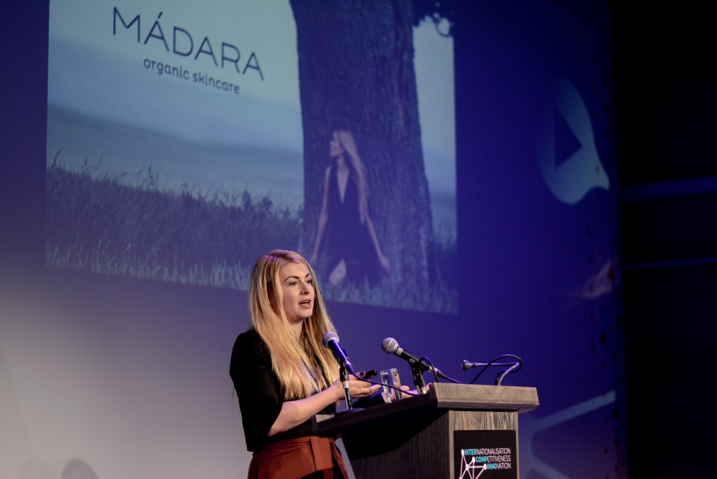 pasakumufoto-ekonomikaskonference-11
