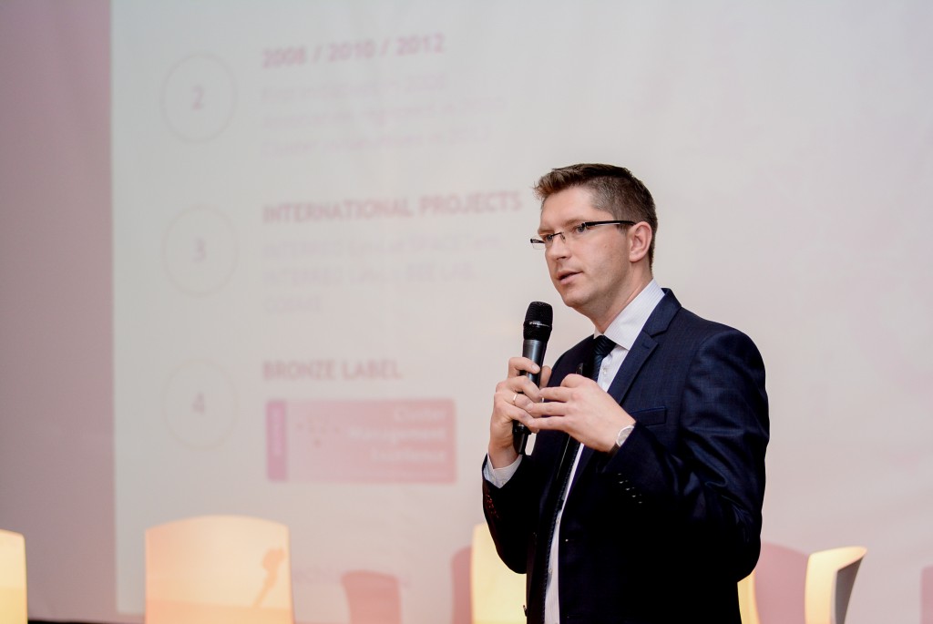 pasakumufoto-ekonomikaskonference-19