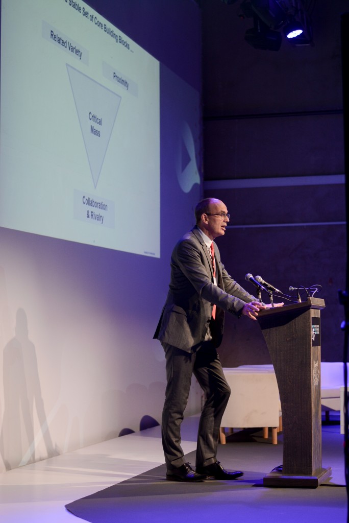 pasakumufoto-ekonomikaskonference-7