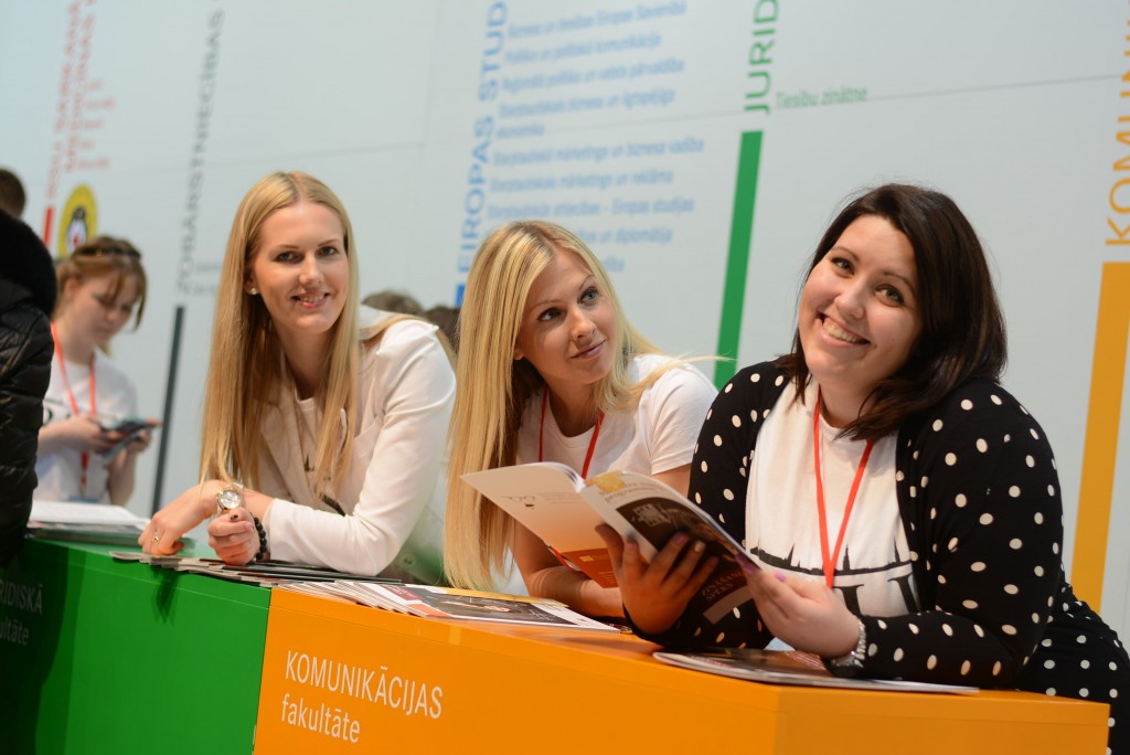 pasakumufoto-skola-2015-rsu-14