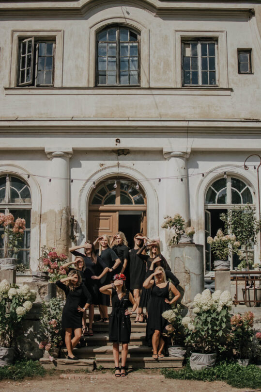 fotosesija abgunstes muižā sieviešu